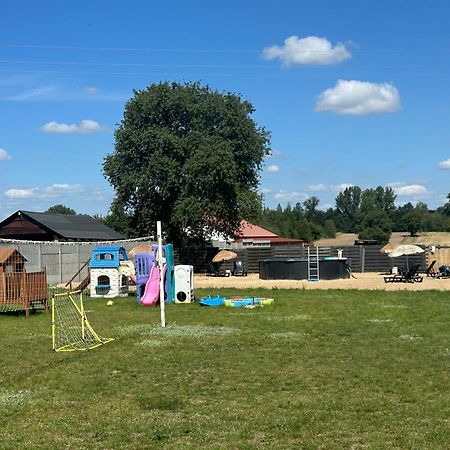 Domek Letniskowy 8-Osobowy Nad Jeziorem Wilczynskim Swietne Esterno foto