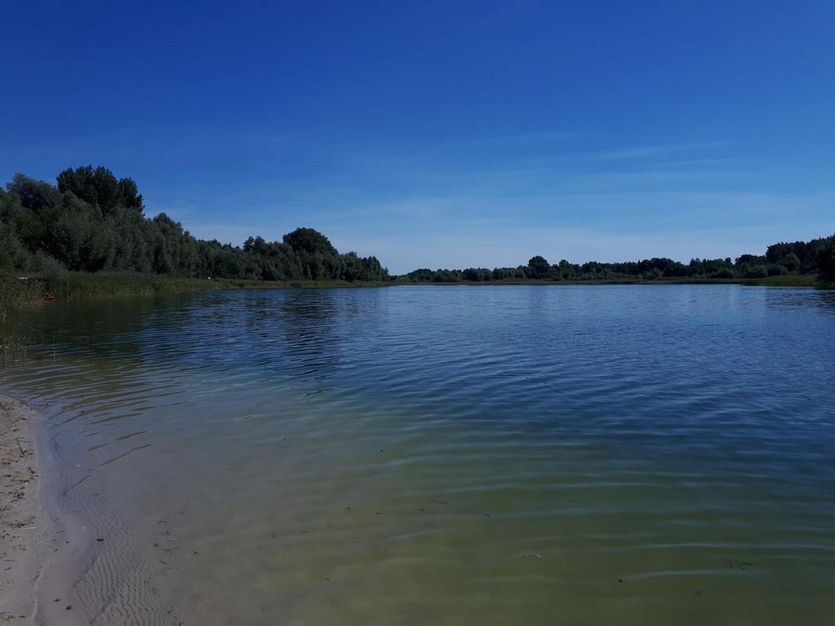 Domek Letniskowy 8-Osobowy Nad Jeziorem Wilczynskim Swietne Esterno foto